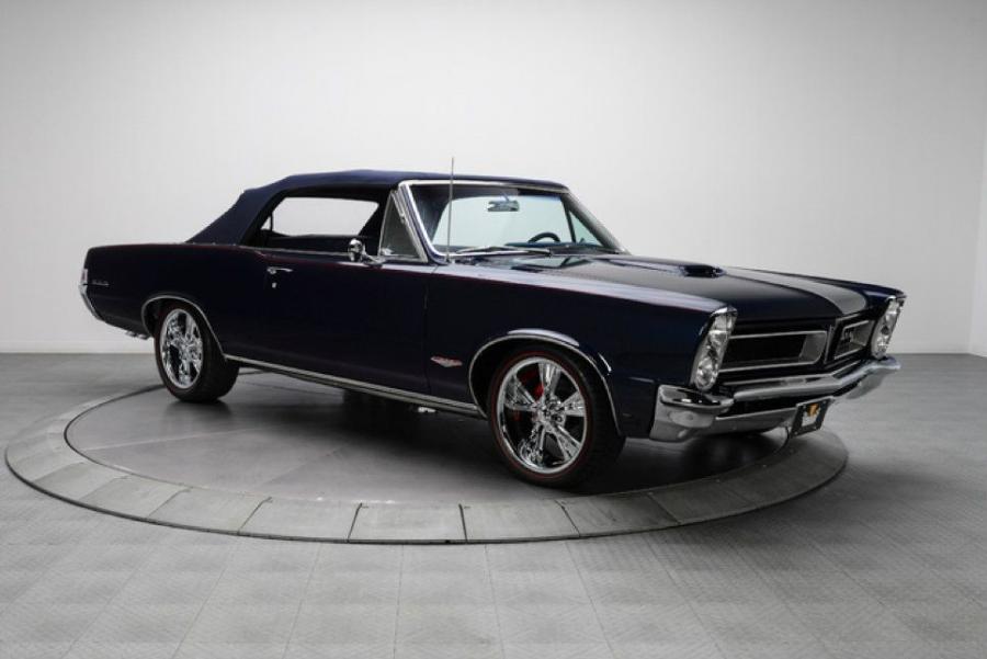  Pontiac GTO Convertible 1965 года  (фото 5 из 44)